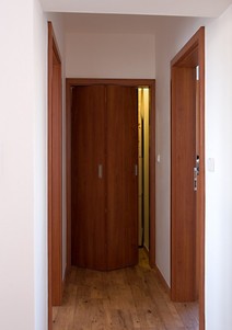 Skládací dveře interiérové