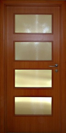 Otočné interiérové dveře s prosklenými tabulemi